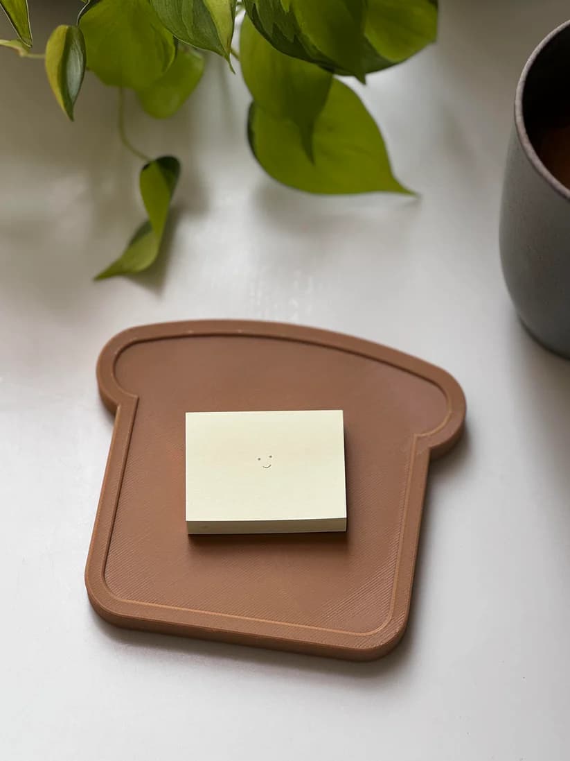 Post-it Toast — a sticky note holder shaped like toast